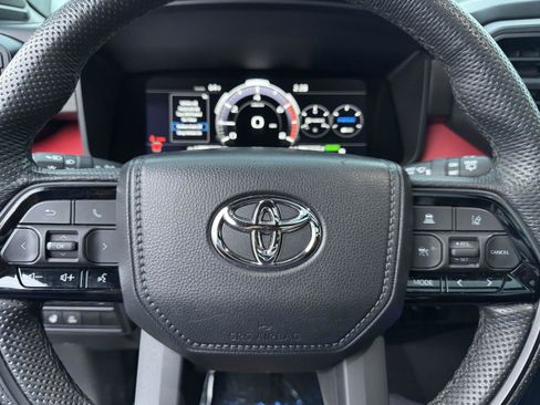 Used 2024 Toyota Sequoia 4WD image 22