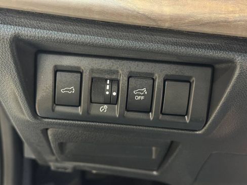 Used 2022 Subaru Outback Limited w/ Tech Package 2 AWD/4WD image 19