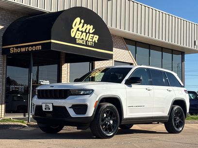 New 2025 Jeep Grand Cherokee Altitude