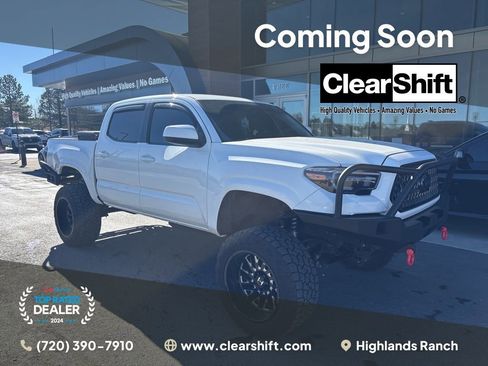 Used 2020 Toyota Tacoma SR image 1