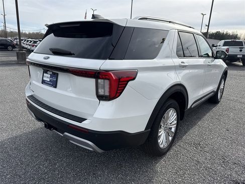 Used 2025 Ford Explorer Platinum w/ LUX Leather Package image 7