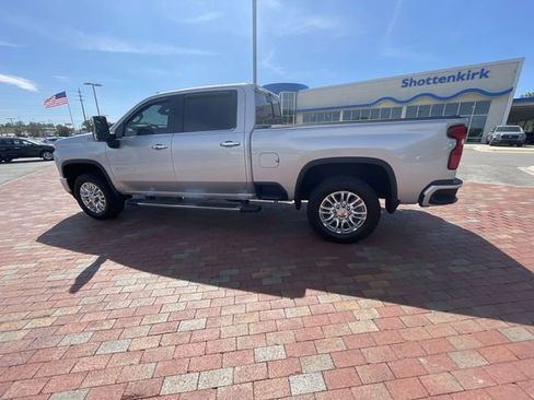 Used 2021 Chevrolet Silverado 2500 High Country w/ Z71 Off-Road Package AWD/4WD image 31