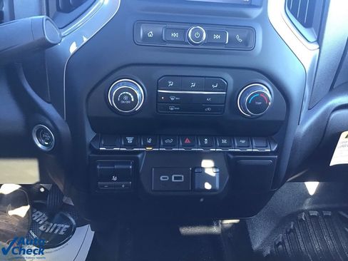 Used 2024 Chevrolet Silverado 2500 W/T w/ WT Convenience Package image 27