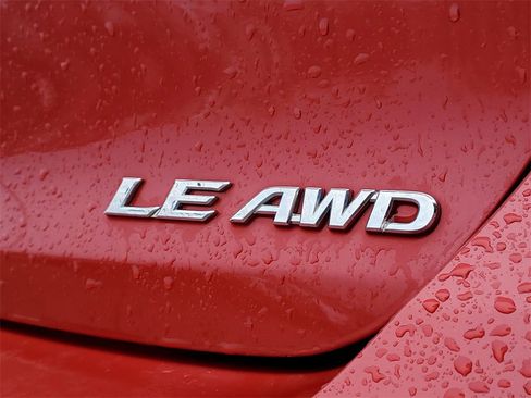 Used 2013 Toyota Venza LE image 7