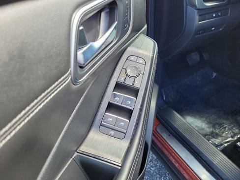 Used 2022 Nissan Rogue Platinum w/ Head-Up Display Package FWD image 17