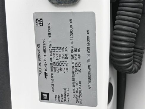 Used 2021 Chevrolet Tahoe Z71 w/ Z71 Off-Road Package image 28