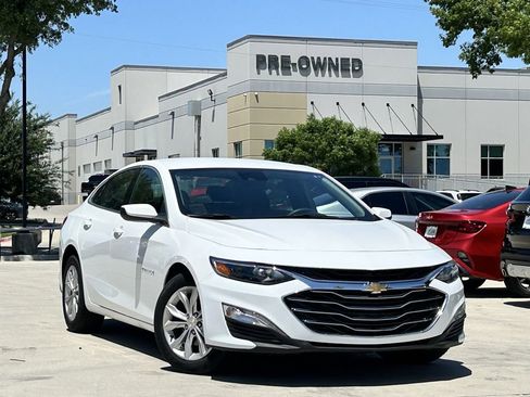 Used 2024 Chevrolet Malibu LT FWD image 2