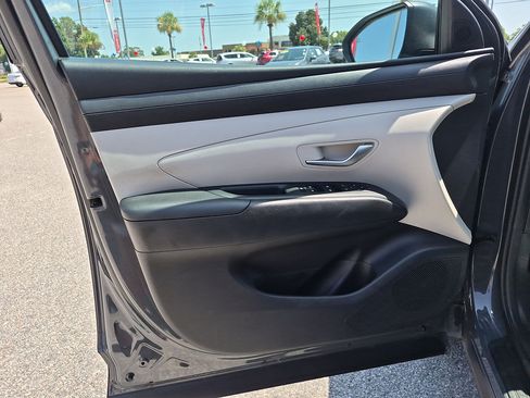 Used 2025 Hyundai Tucson SEL FWD image 12