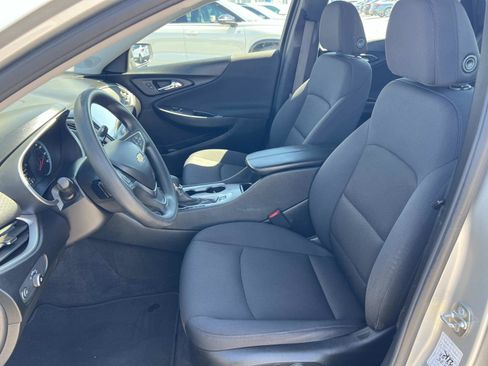 Used 2022 Chevrolet Malibu LT image 18
