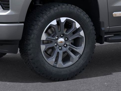 New 2026 Chevrolet Silverado 1500 High Country w/ Technology Package AWD/4WD image 9