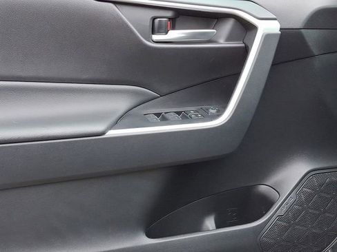 Used 2024 Toyota RAV4 XLE w/ Convenience Package image 12