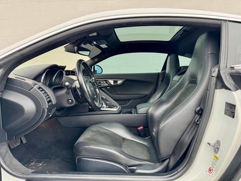 Used 2017 Jaguar F-TYPE Coupe image 22