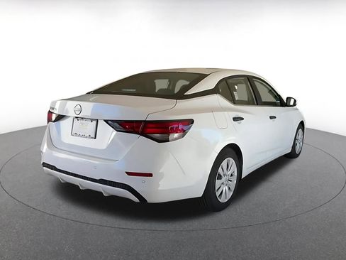 Used 2025 Nissan Sentra S image 14