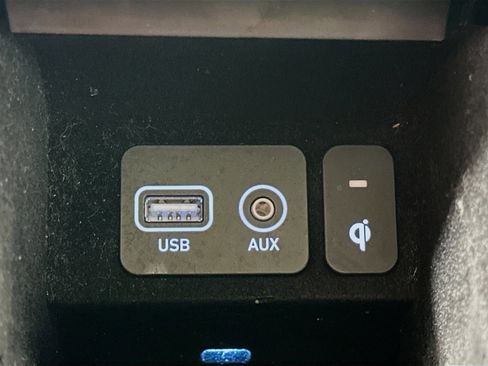 Used 2017 Genesis G90 5.0 Ultimate image 18