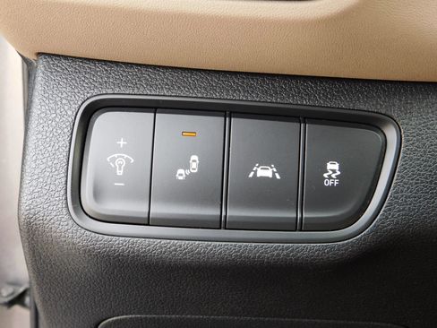 Used 2020 Hyundai Santa Fe SEL FWD image 26