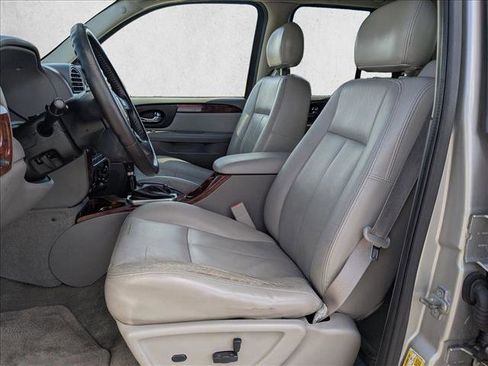 Used 2007 GMC Envoy SLT image 13