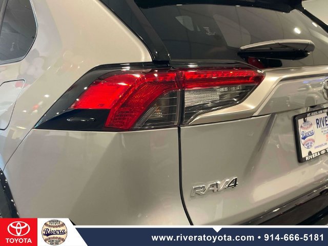 Certified 2025 Toyota RAV4 XSE w/ Premium Package AWD/4WD image 12