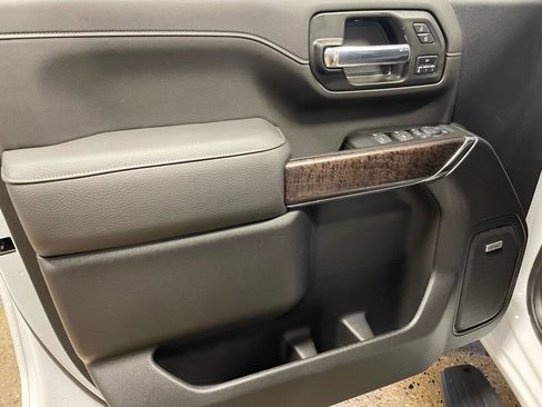 Used 2023 GMC Sierra 2500 Denali image 14