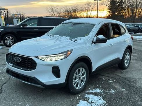 New 2026 Ford Escape Active w/ Cold Weather Package image 2