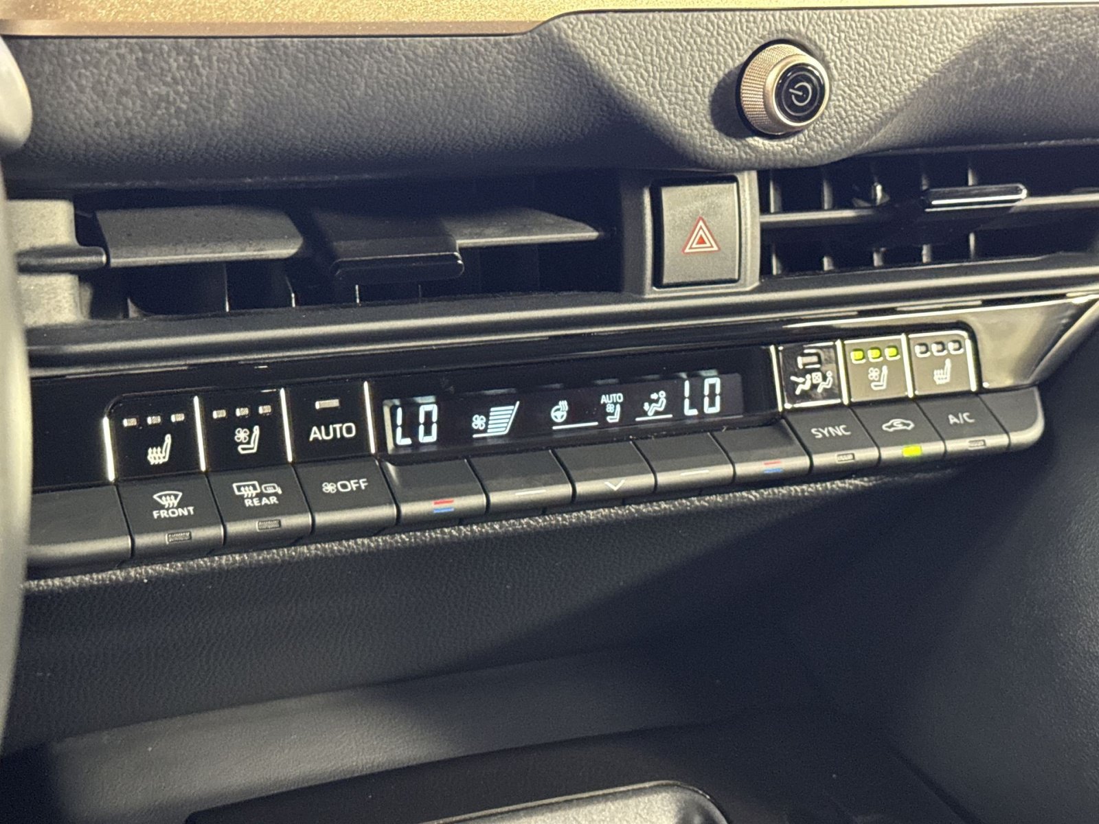 Used 2025 Toyota Crown Signia AWD/4WD image 32