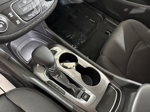Used 2023 Chevrolet Malibu LS FWD image 21