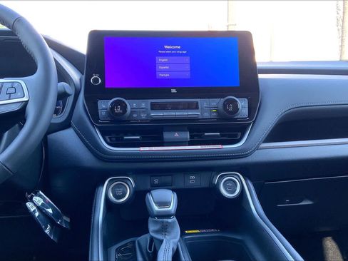 New 2026 Toyota Grand Highlander AWD image 19