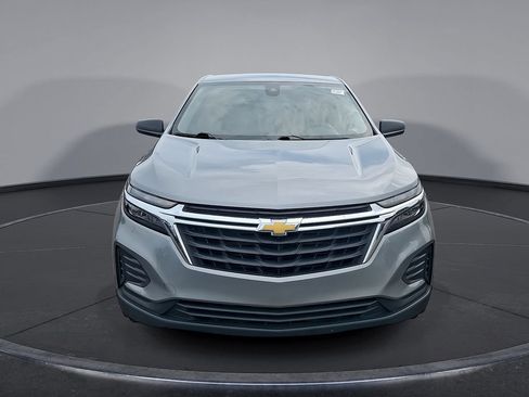 Used 2023 Chevrolet Equinox LS FWD image 29