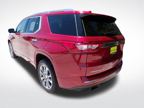 Used 2020 Chevrolet Traverse Premier AWD/4WD image 4
