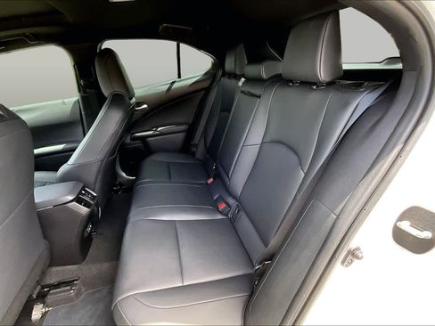 Used 2025 Lexus UX 300h FWD image 21
