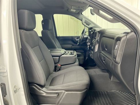 Used 2021 Chevrolet Silverado 2500 Custom w/ Custom Value Package image 21