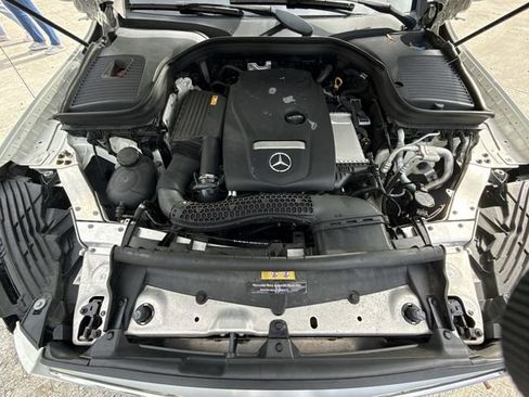 Used 2018 Mercedes-Benz GLC 300 image 27