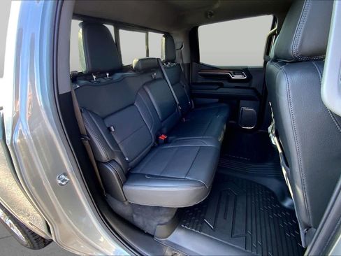 Used 2024 GMC Sierra 1500 Denali w/ Technology Package AWD/4WD image 20
