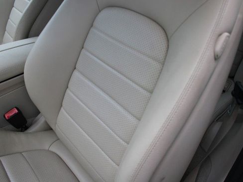 Used 2017 Mercedes-Benz C 300 Cabriolet image 21