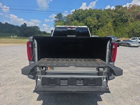 Used 2025 GMC Sierra 2500 Denali Ultimate w/ Max Trailering Package AWD/4WD image 23