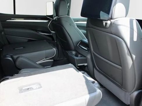 New 2025 Cadillac Escalade Premium Luxury w/ Touring Package image 18