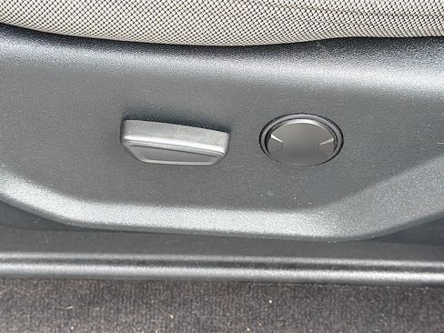 Used 2020 Ford F150 XLT w/ Equipment Group 301A Mid RWD image 22