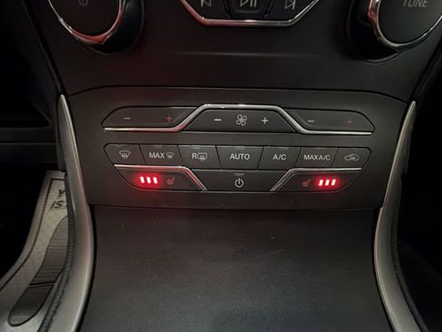 Used 2019 Ford Edge SEL w/ Cold Weather Package image 19