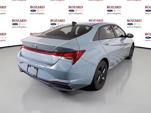 Used 2023 Hyundai Elantra SEL w/ Cargo Package FWD image 8