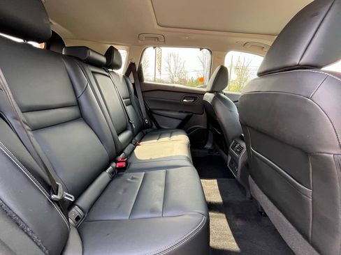 Used 2022 Nissan Rogue SL w/ SL Premium Package FWD image 22