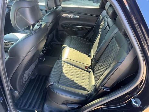 Used 2024 Genesis GV70 3.5T Sport w/ Sport Prestige Package image 38