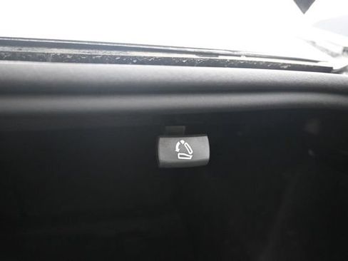 Used 2025 Chevrolet Malibu LT FWD image 35
