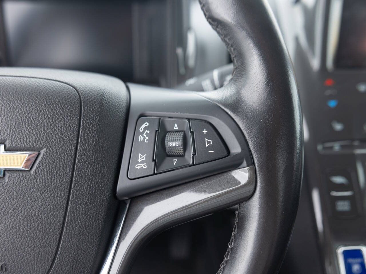 Used 2013 Chevrolet Volt Premium w/ Premium Trim Package FWD image 38