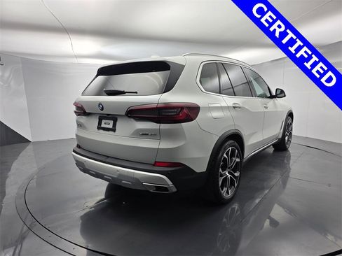 Certified 2023 BMW X5 sDrive40i w/ Climate Comfort Package image 4