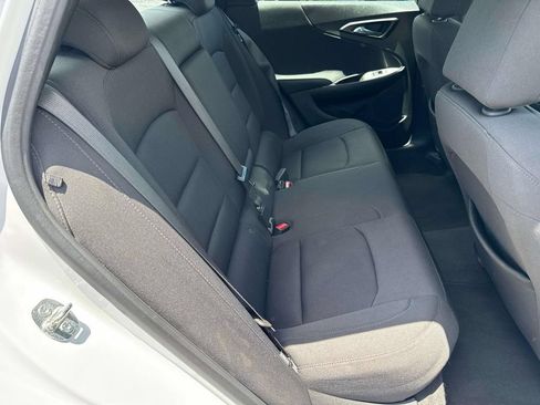 Used 2020 Chevrolet Malibu LT FWD image 9