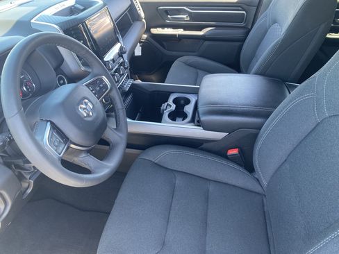 Used 2025 RAM 1500 Big Horn AWD/4WD image 17
