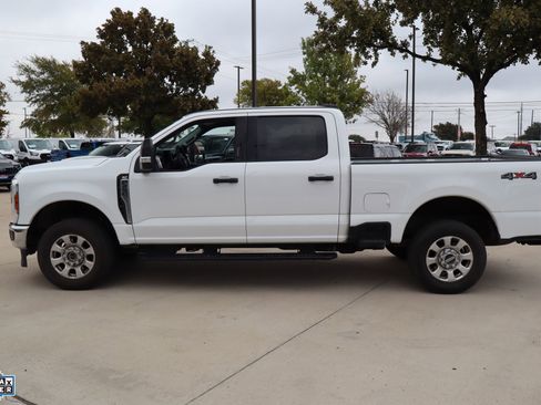 Certified 2024 Ford F250 XLT image 9