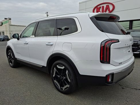 New 2025 Kia Telluride EX w/ EX Captain's Chair Package image 5