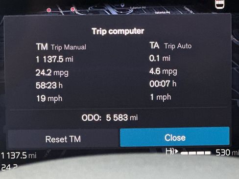 Certified 2025 Volvo XC60 B5 Core w/ Protection Package Premier image 30