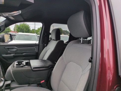 Used 2022 RAM 1500 Big Horn AWD/4WD image 14