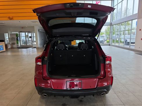 Used 2022 Chevrolet TrailBlazer RS w/ Technology Package FWD image 30